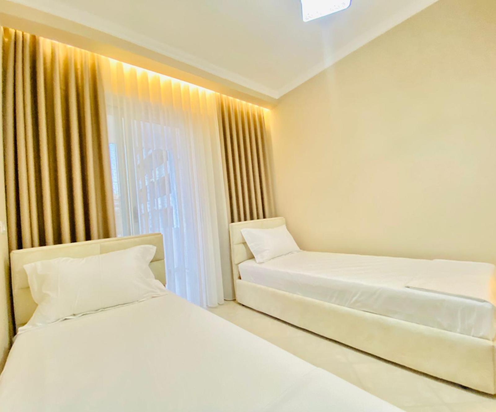 Holiday Apartment Vlorë Екстериор снимка