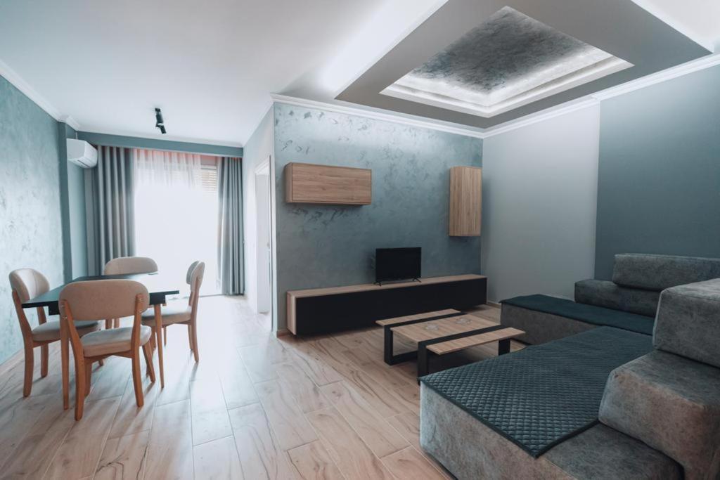 Holiday Apartment Vlorë Екстериор снимка