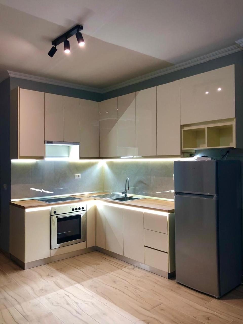 Holiday Apartment Vlorë Екстериор снимка
