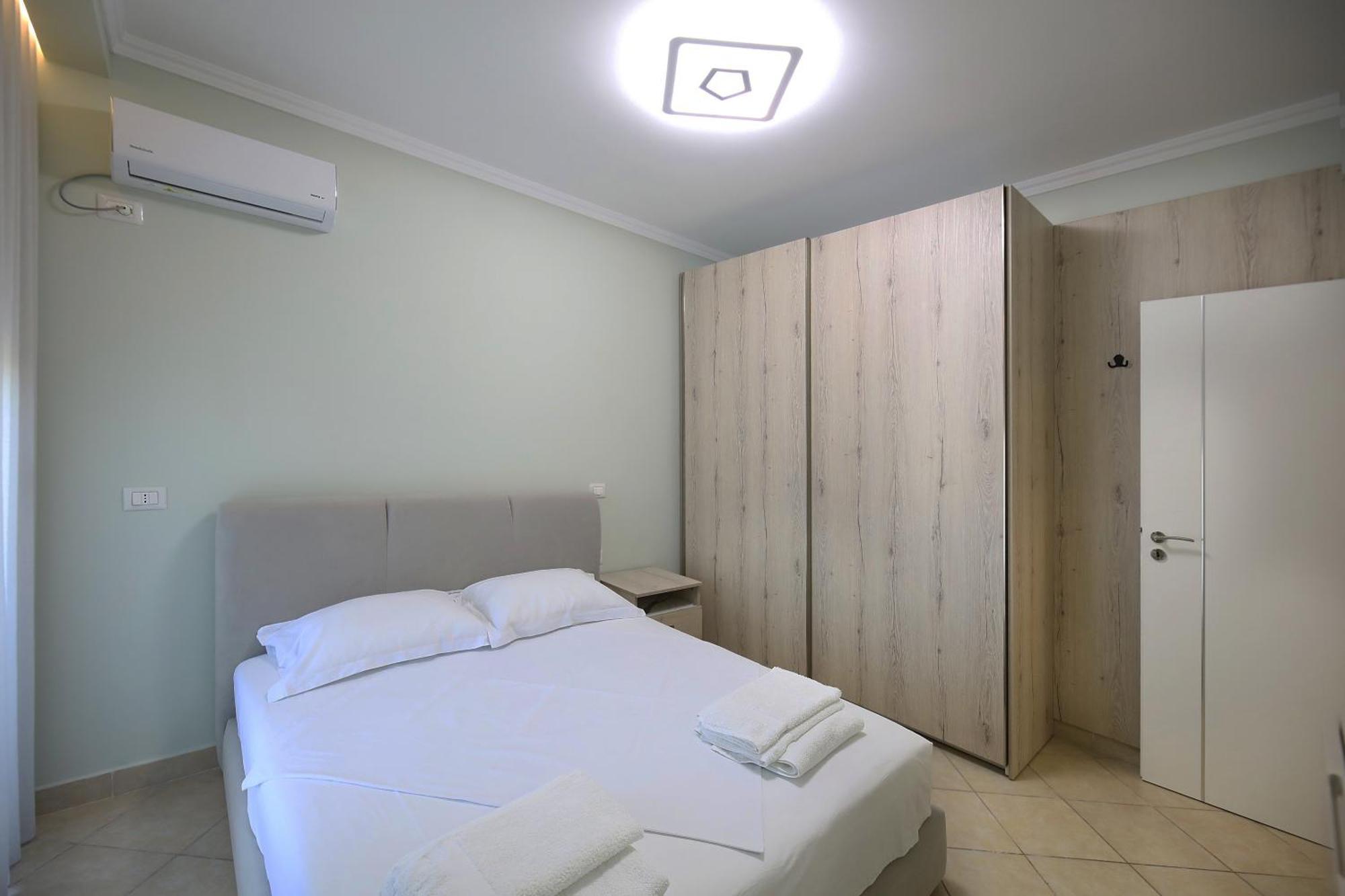Holiday Apartment Vlorë Екстериор снимка