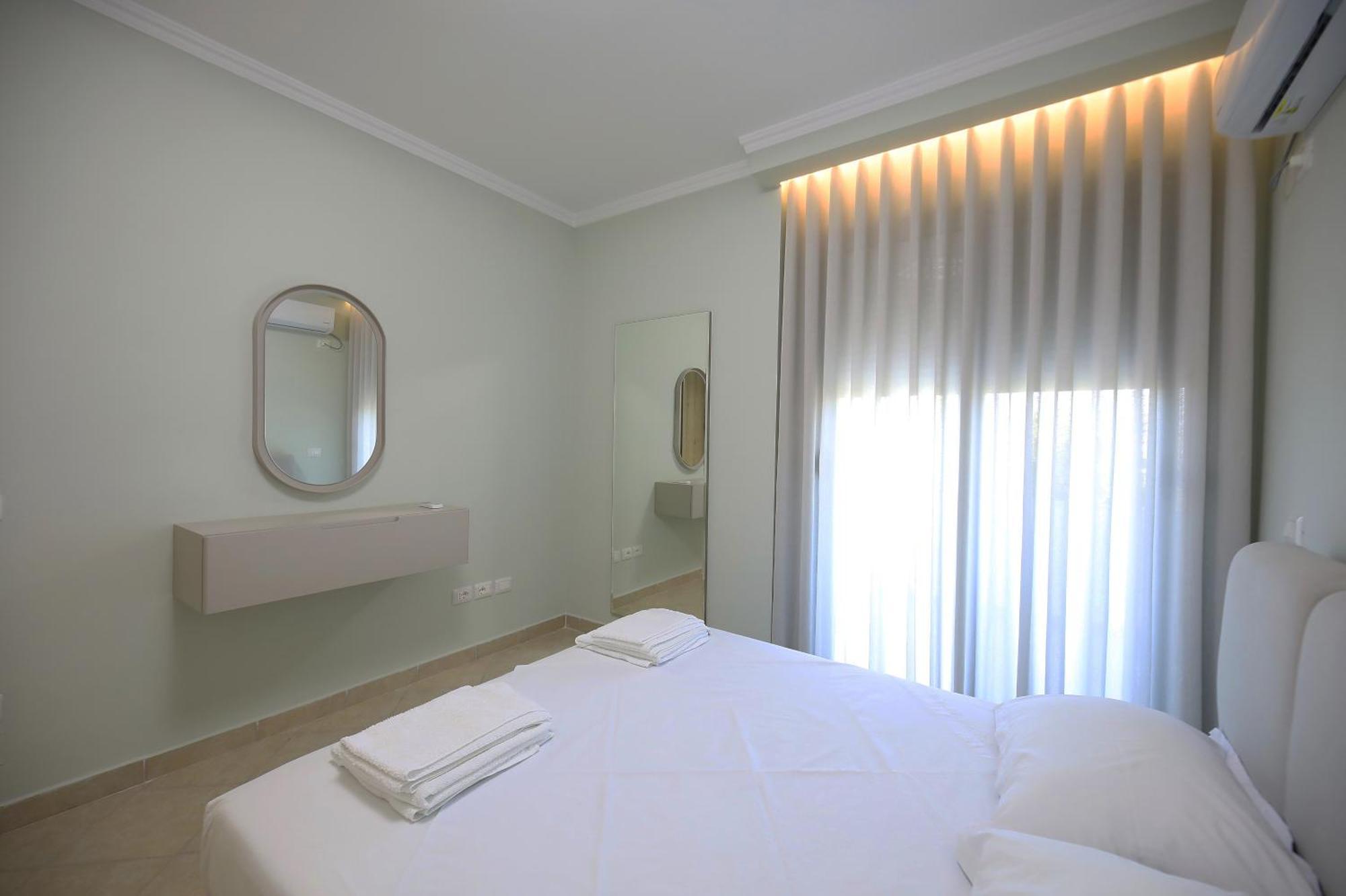 Holiday Apartment Vlorë Екстериор снимка