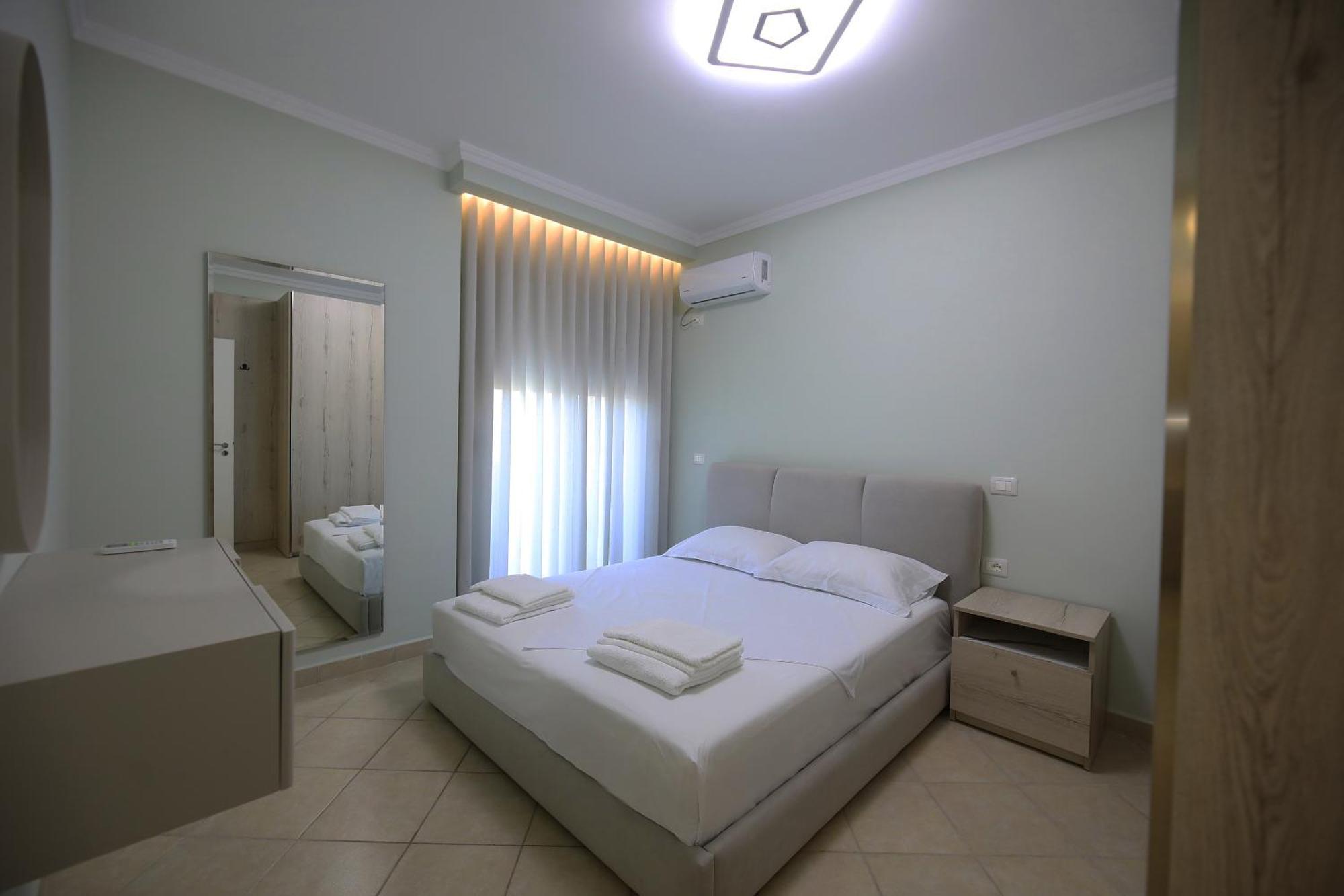 Holiday Apartment Vlorë Екстериор снимка