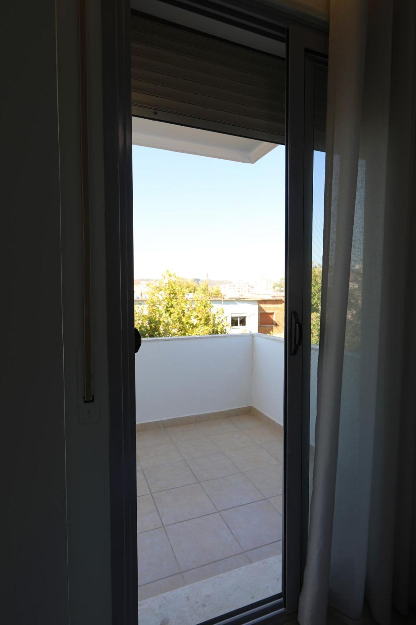 Holiday Apartment Vlorë Екстериор снимка